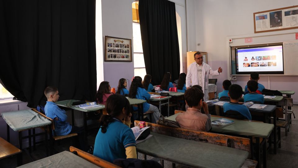 MEB açıkladı! Kamuda çalışan velilere 7-11 Eylül tarihlerinde günde 3 saati aşmayacak idari izin