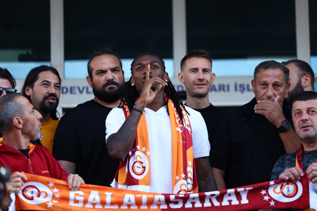 Galatasaray’ın yeni transferi Rafael Leao İstanbul’da